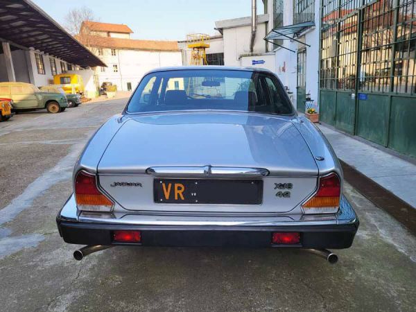 Jaguar XJ 6 4.2 1982 77637