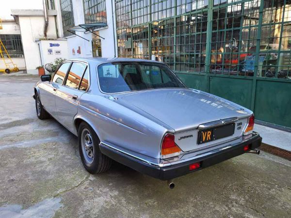 Jaguar XJ 6 4.2 1982 77638