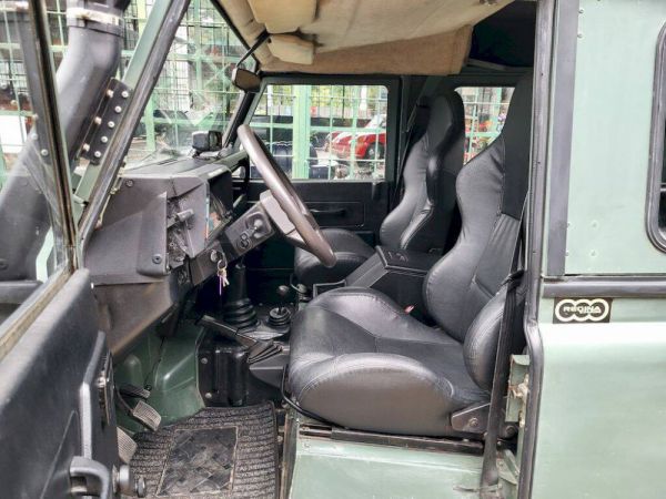 Land Rover 90 1986 78399