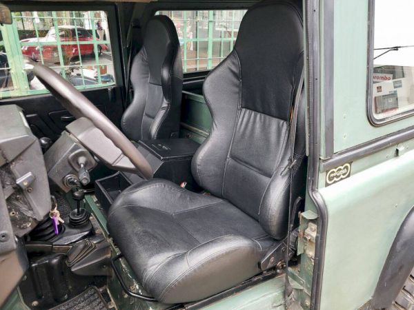 Land Rover 90 1986 78400