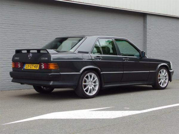 Mercedes-Benz 190 E 2.3-16 1985 121254