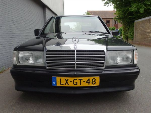 Mercedes-Benz 190 E 2.3-16 1985 121258