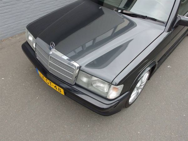 Mercedes-Benz 190 E 2.3-16 1985 121261