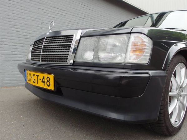 Mercedes-Benz 190 E 2.3-16 1985 121262