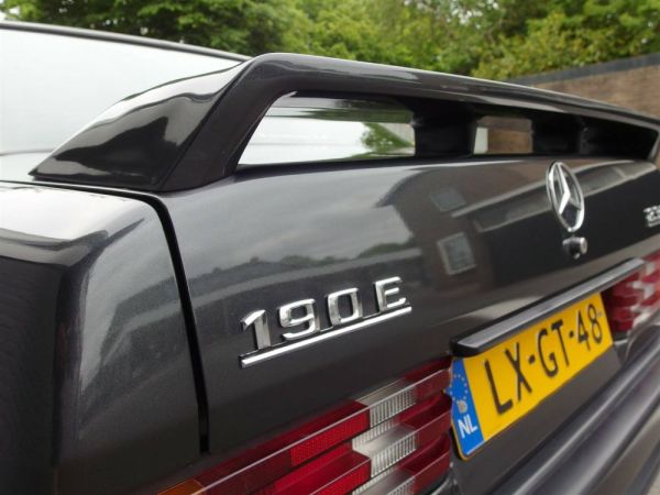 Mercedes-Benz 190 E 2.3-16 1985 121266