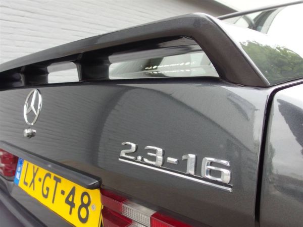 Mercedes-Benz 190 E 2.3-16 1985 121267