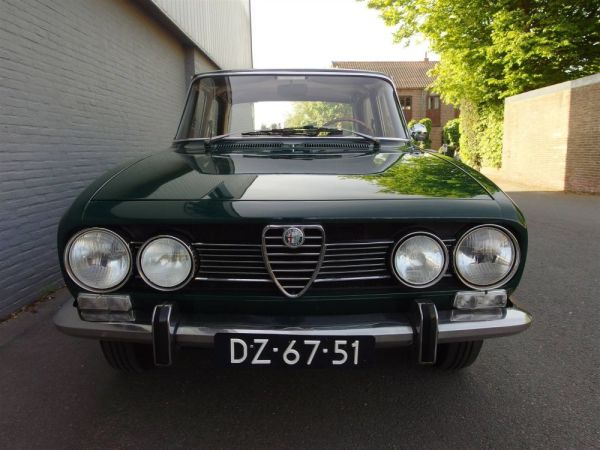 Alfa Romeo 1750 Berlina 1970 122748