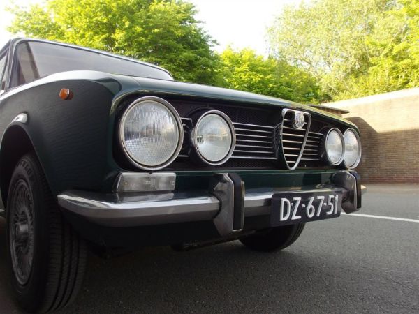 Alfa Romeo 1750 Berlina 1970 122751