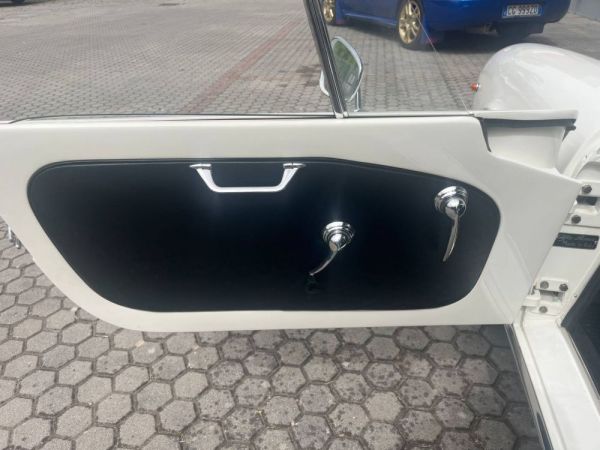 Alfa Romeo Giulia 1600 Spider 1964 55717