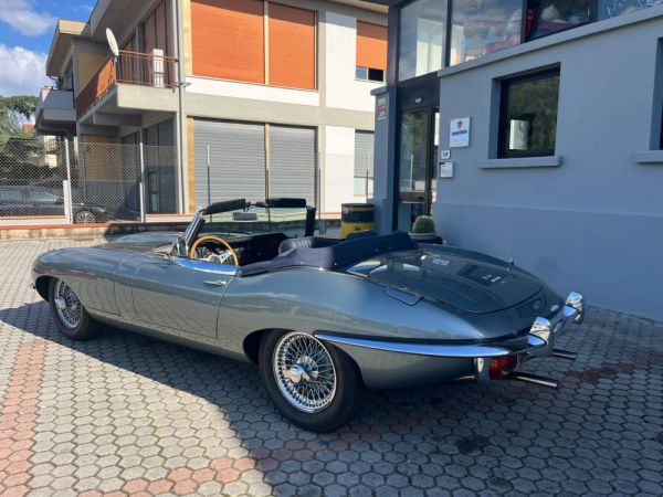 Jaguar E-Type 1969 82468