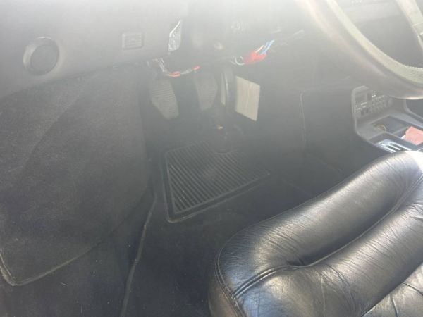 Ferrari Mondial 3.2 1988 120027