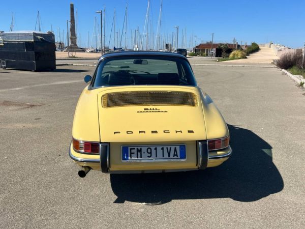Porsche 911 2.0 L 1968 120033