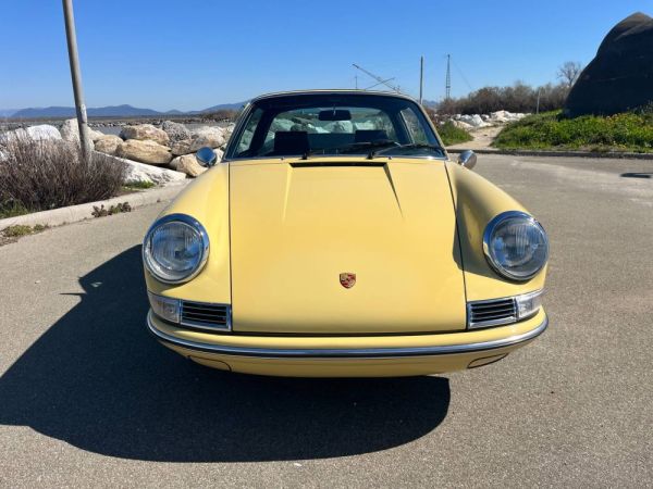 Porsche 911 2.0 L 1968 120036
