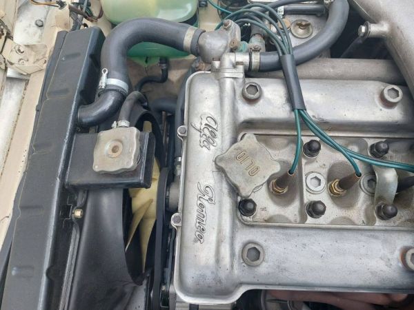 Alfa Romeo 1750 Spider Veloce 1968 120052