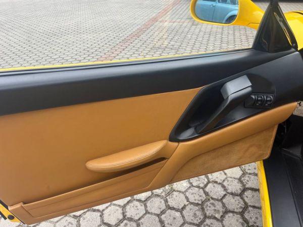 Ferrari F 355 Spider 1995 120071