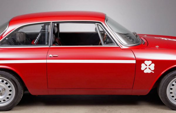 Alfa Romeo Giulia GT 1300 Junior 1974 56490