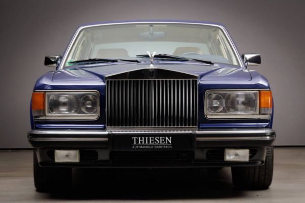 Rolls-Royce Flying Spur 1995