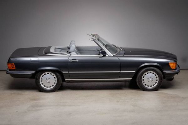 Mercedes-Benz 300 SL 1988 129699