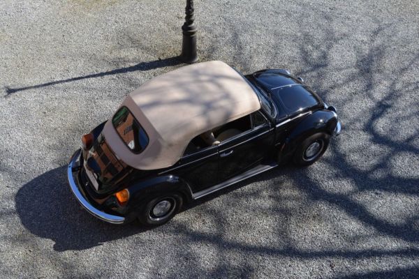 Volkswagen Maggiolone 1303 LS 1977 117189