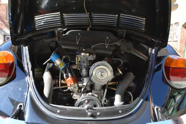 Volkswagen Maggiolone 1303 LS 1977 117198