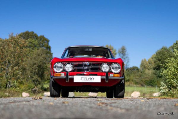 Alfa Romeo 2000 GT Veloce 1973 49607