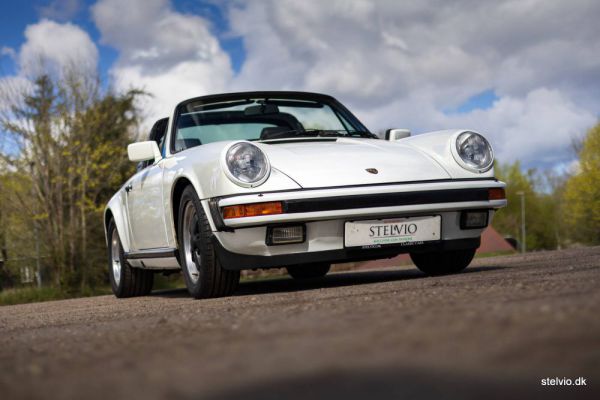 Porsche 911 Carrera 3.2 1984 94813