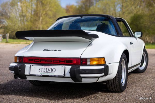 Porsche 911 Carrera 3.2 1984 94818
