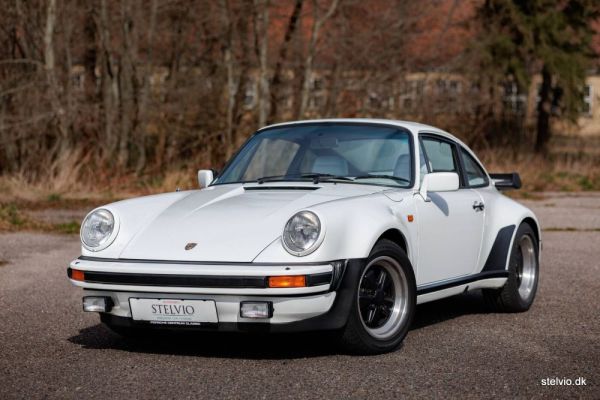 Porsche 911 Turbo 3.3 1980
