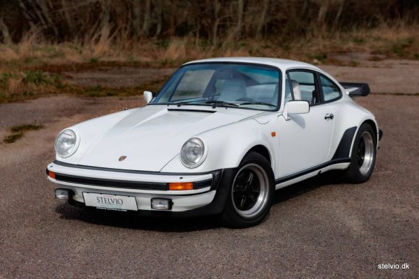 Porsche 911 Turbo 3.3 1980 117705
