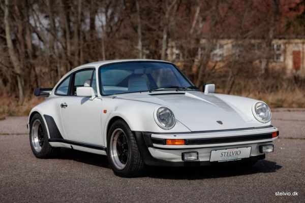 Porsche 911 Turbo 3.3 1980 117707