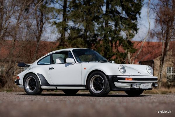 Porsche 911 Turbo 3.3 1980 117708