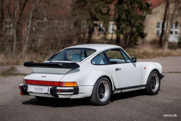 Porsche 911 Turbo 3.3 1980 117714