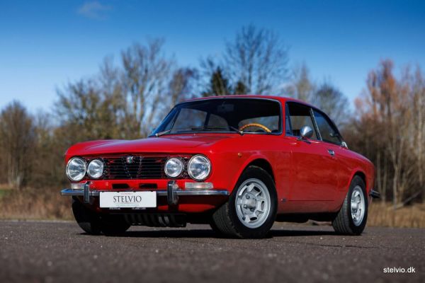 Alfa Romeo 2000 GT Veloce 1972 117824