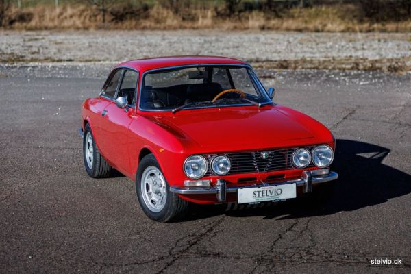 Alfa Romeo 2000 GT Veloce 1972 117828