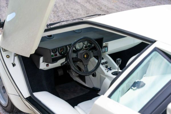 Lamborghini Countach 5000 S 1983 118408