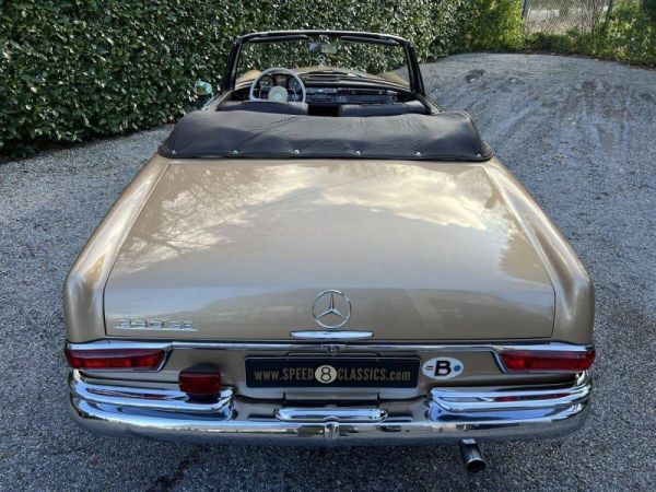 Mercedes-Benz 220 SE b 1963 118508