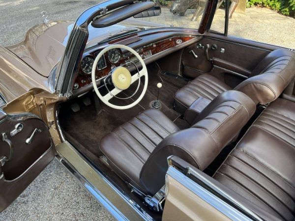 Mercedes-Benz 220 SE b 1963 118516