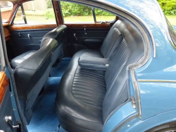 Jaguar Mk II 3.8 1964 49139