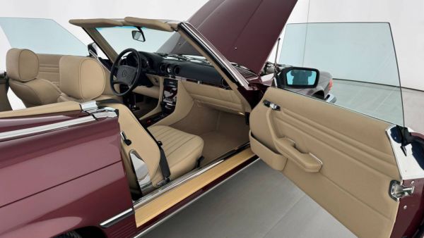 Mercedes-Benz 560 SL 1986 48905