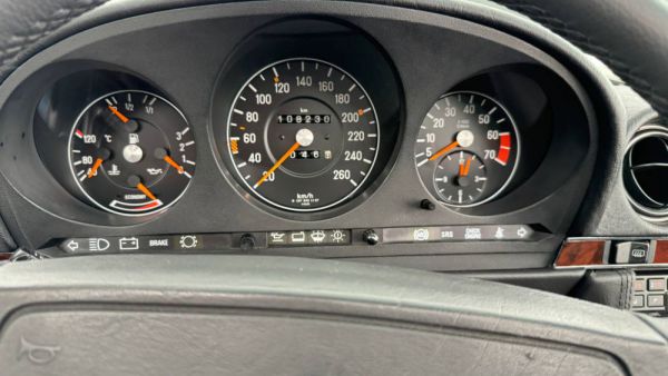 Mercedes-Benz 560 SL 1989 83107