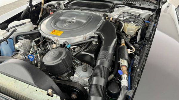 Mercedes-Benz 560 SL 1989 83109