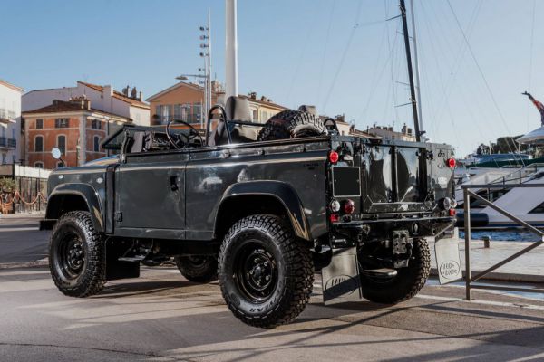 Land Rover Defender 90 1991 48436