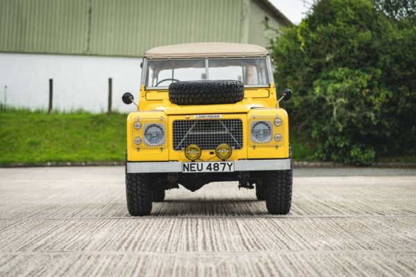 Land Rover 109 1983 125085