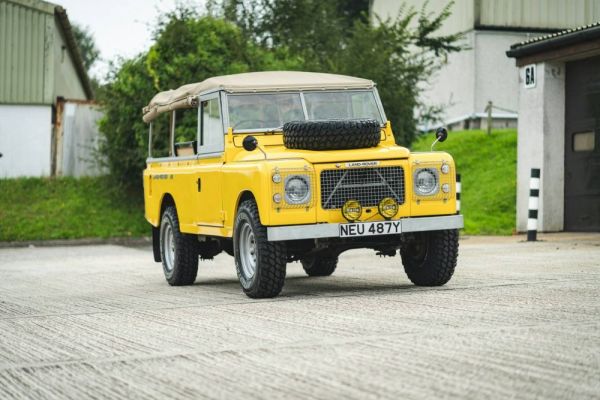 Land Rover 109 1983 125092