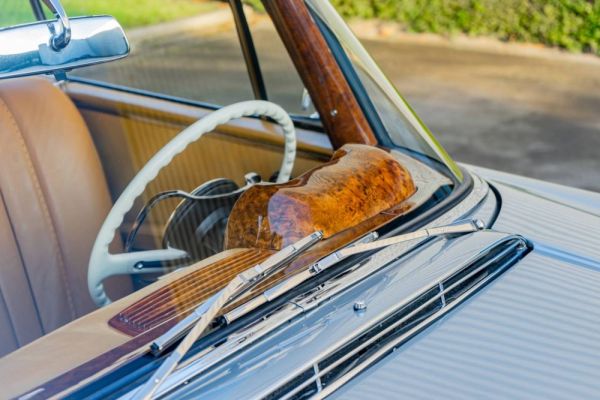 Mercedes-Benz 300 SE 1966 111347