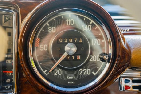 Mercedes-Benz 300 SE 1966 111354