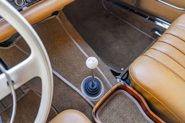 Mercedes-Benz 300 SE 1966 111355