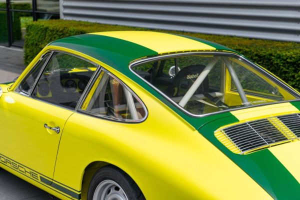 Porsche 911 2.0 L 1967 124137