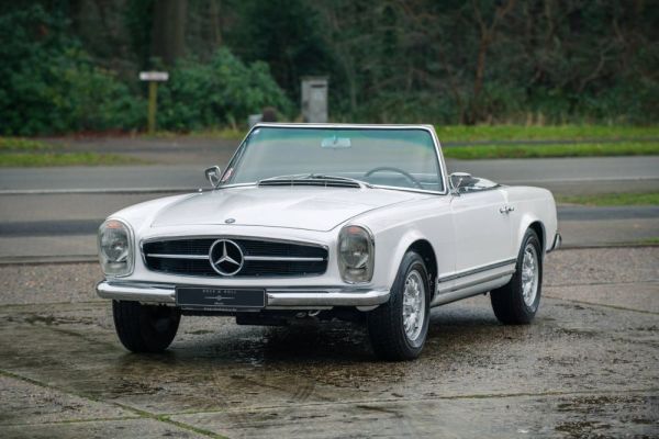 Mercedes-Benz 230 SL 1965 119901