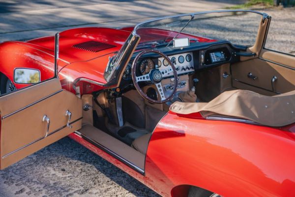 Jaguar E-Type 3.8 1963 119944